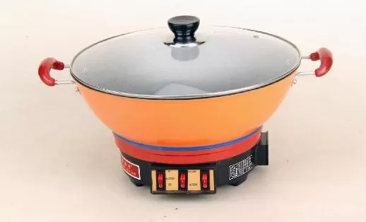 电炒锅和电磁炉哪个好 电炒锅的使用方法