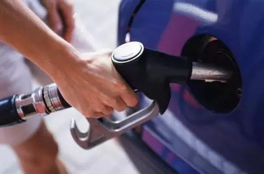 冬季汽车油耗突然变高了 注意可以省油的十大秘籍